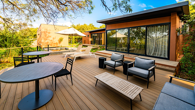 Modern, Coastal or Contemporary? How to Match Your Exterior Materials to Your Home’s Style This Autumn